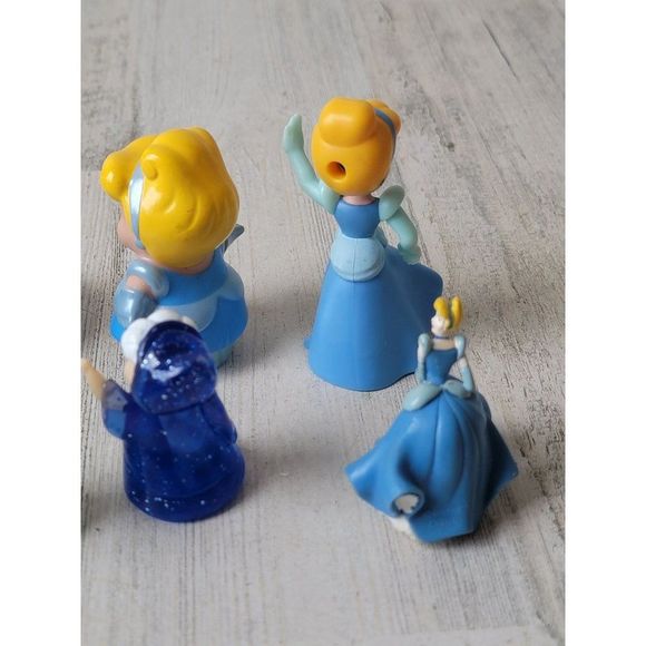 Princess Cinderella Fairy Godmother Ball dress playset toy figure Disney - Picture 11 of 14